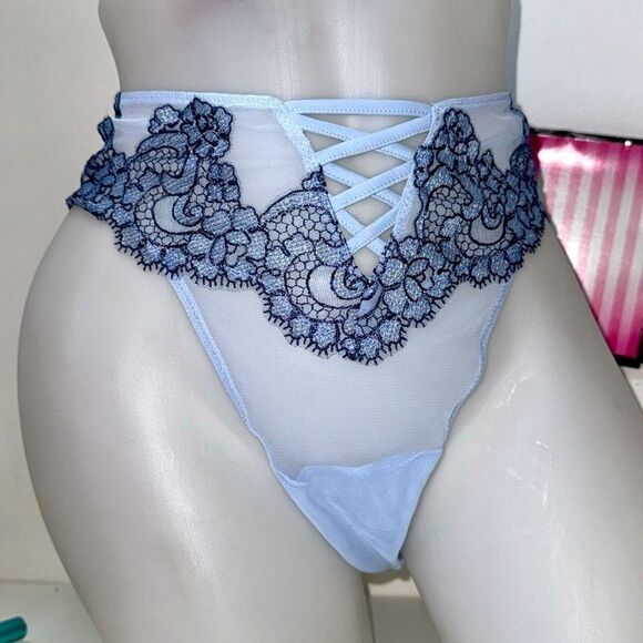🔥Victoria's Secret Blue Lace Lingerie Set Sz 40C //XL New - Picture 3 of 10